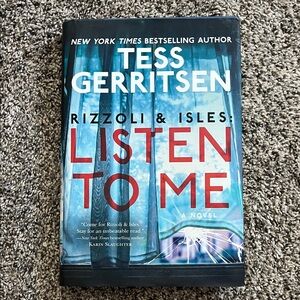 Rizzoli & Isles: Listen to Me Hardcover Book